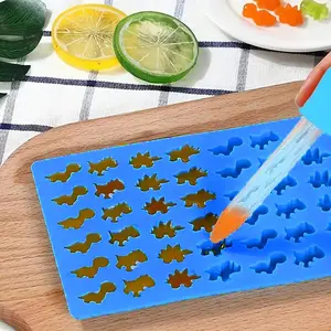 Silicone Dinosaur Shaped Candy Mold Plate, 1 Count DIY Baking Mold With Dropper, Kitchen Durable Baking Tool For Cookies & Chocolate & Pudding