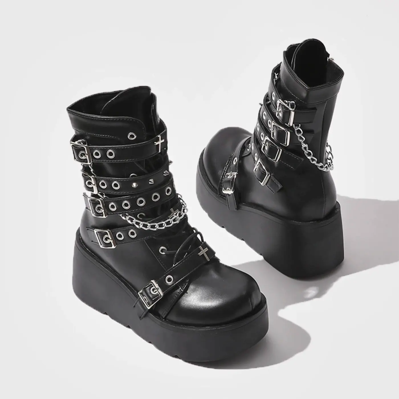 AOSPHIRAYLIAN Women's Gothic Platform Ankle Boots, Leather Punk Shoes with Studs, Chains, and Cross Details, Party Footwear for Alt Girls, Stud, Platform Heels, Alternative Style, Alt Outfits, Cuban, Statement Shoes, Rock Style, Rubber Sole, Zip, Metal Ey
