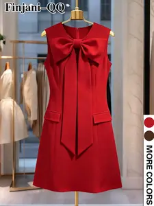 Plus Size Women's Elegant Chic Sleeveless Spring Dress, Bow Design at Chest, Suitable for Casual and Formal Occasions, Fitted Style