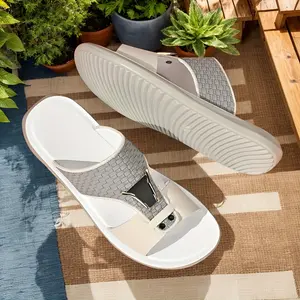 Leading Summer Fashion 2025, Trendy Men's Outdoor Sandals, Comfortable Breathable Odor-Resistant Beach Sports Shoes, Available in Two Colors, Non-Slip Durable Flat Casual Sports Shoes + High-Quality Quick-Dry Inner Lining, Suitable for Urban Commuting and