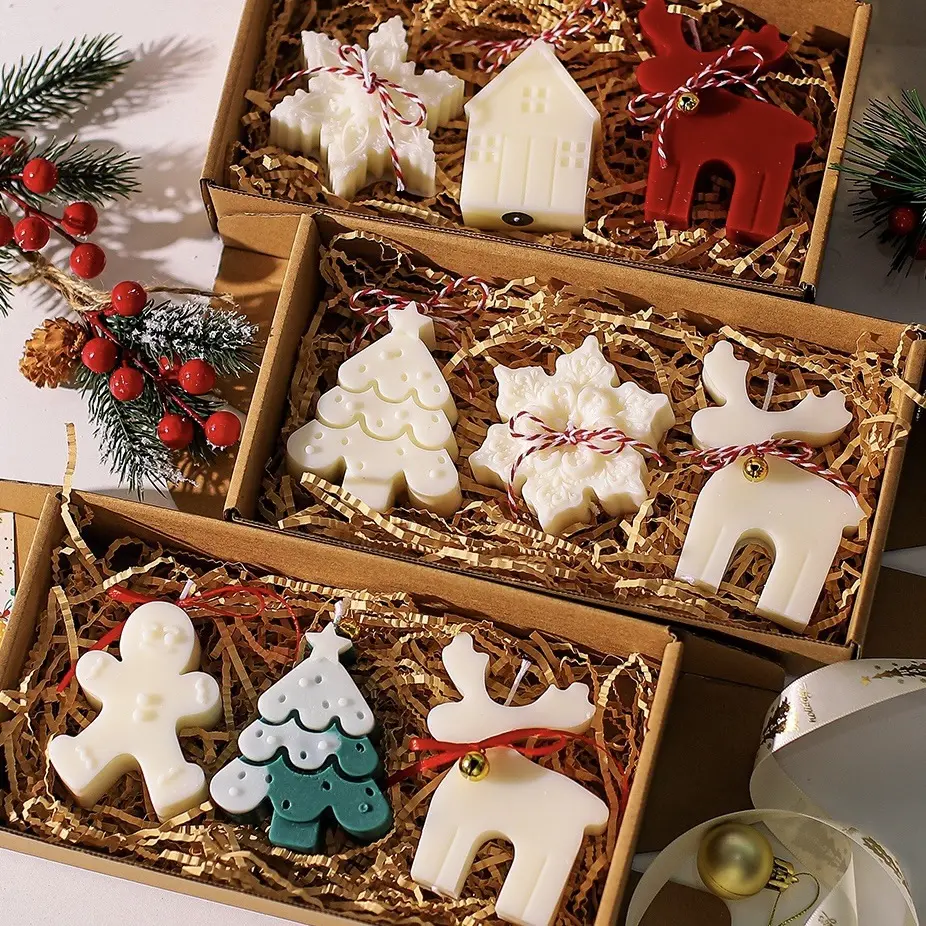 Handmade Scented Candle Gift Box, Christmas Tree, Deer, Gingerbread Man Shapes, Pure Handcrafted Soy Wax, Perfect Holiday Gift