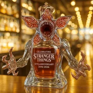 Man-Eating Flower Whiskey Decanter, Unique Sealed Glass Bottle, Elegant Home Bar Decor, Home Bar Accessories, Perfect Gift for Enthusiasts, Wine & Spirits Container