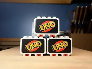 3D Printed UNO Card Case: Durable Travel Organizer