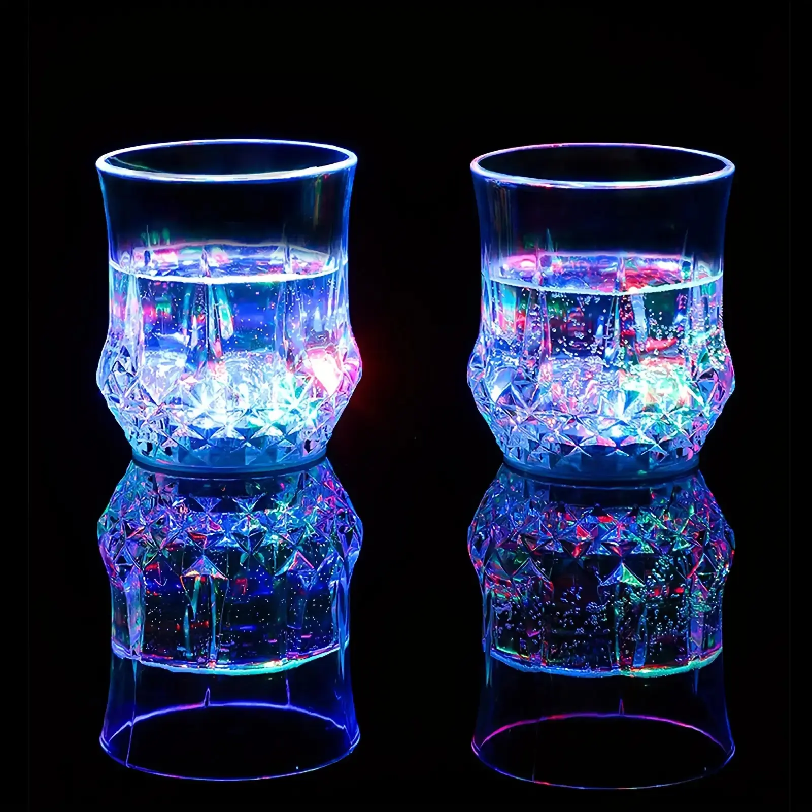 Surprise Water Pouring Light-Up Sensor Cup 2/4/6/8 Pieces, Suitable for Festivals/KTV/Parties, Colorful Lights Create Atmosphere, Party Trendy Cup, Carnival, Birthday Party, Trendy Atmosphere Tool