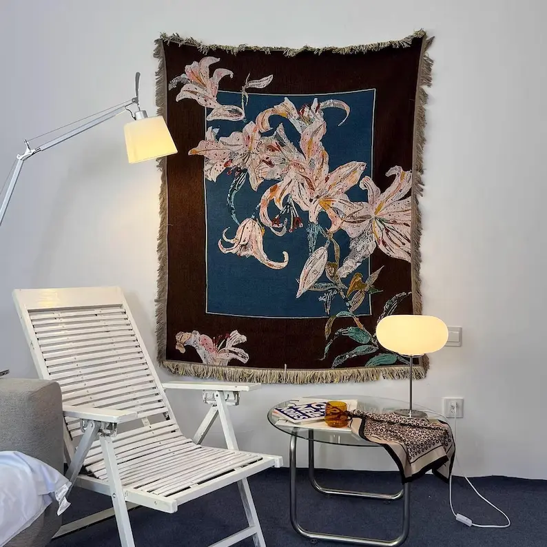 Lily Flower Tapestry Throw: Vintage Botanical Woven Blanket