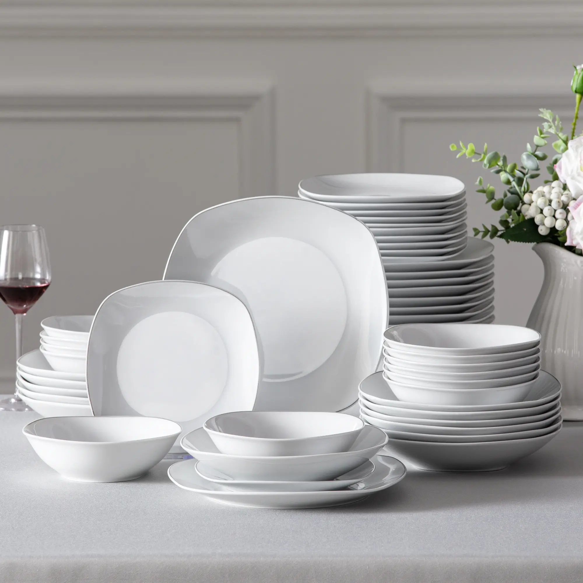 24 PCS(Service for 6) - Silver Trim