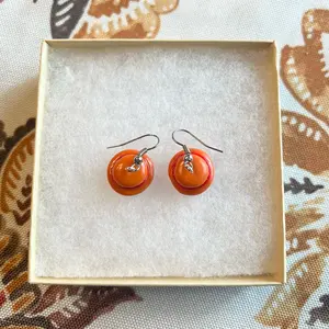 Luffy Straw Hat Earrings (Smooth)