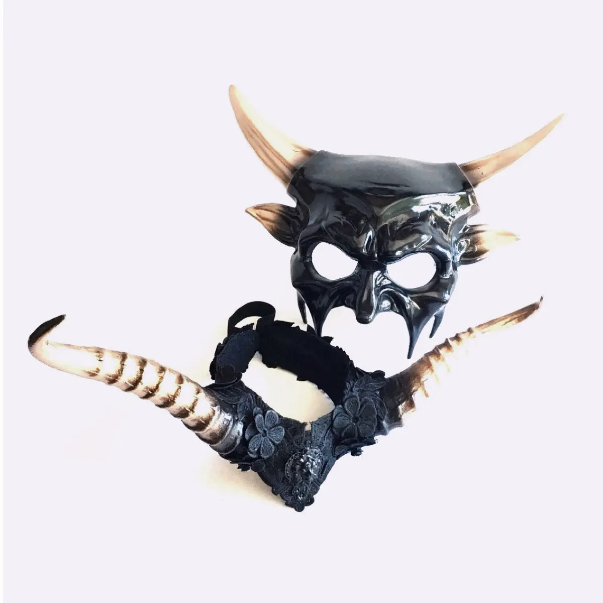Devilish Duo - Gold/Black