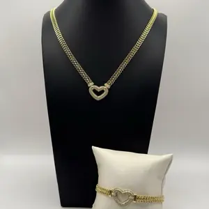 Conjunto de corazón , collar talla 20 y pulsera talla 8