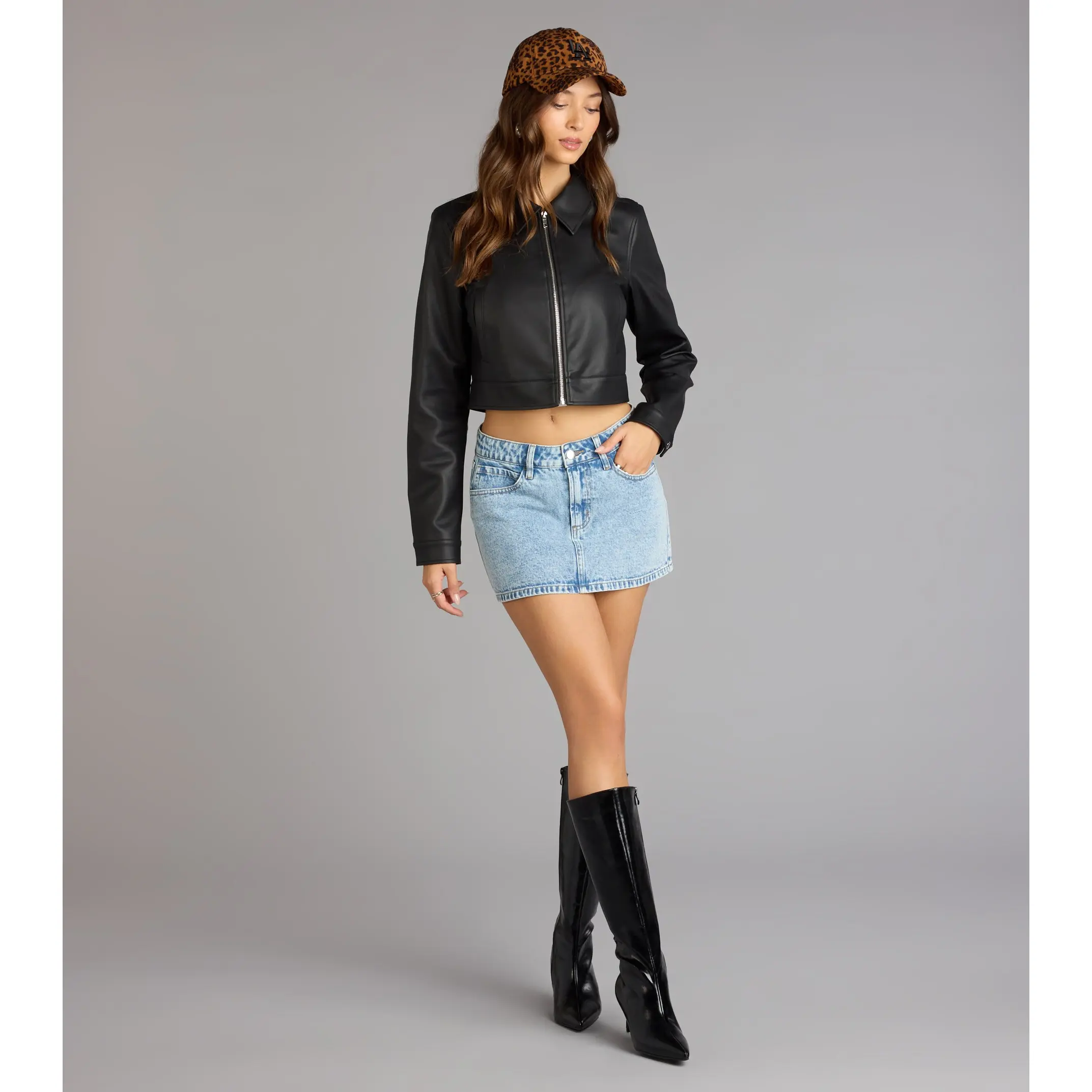 Cropped Attitude Faux Leather Jacket Cropped Attitude Faux Leather Jacket