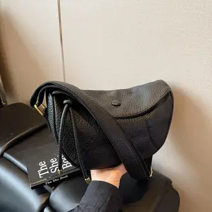 【Clearance sale】New Women's Crossbody Bag Niche Design Fashion Versatile Casual Commuter Dumpling Bag Single Shoulder Bag Customizable Beige