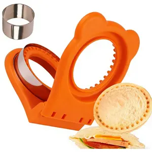 Little Bear Ear Circular Sandwich Machine - a shell less sandwich press for children's snacks, easy to clean, a good helper for making sandwiches, and a kitchen utensil.