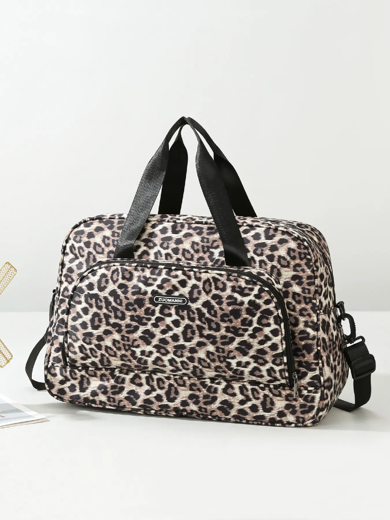 Women's New Large Capacity Leopard Print Waterproof Travel Bag, Multi-Pocket Design, Hangs on Luggage, Ideal for Gym, Sports Duffel Bags and Short Trips, Travel Duffel Bag
