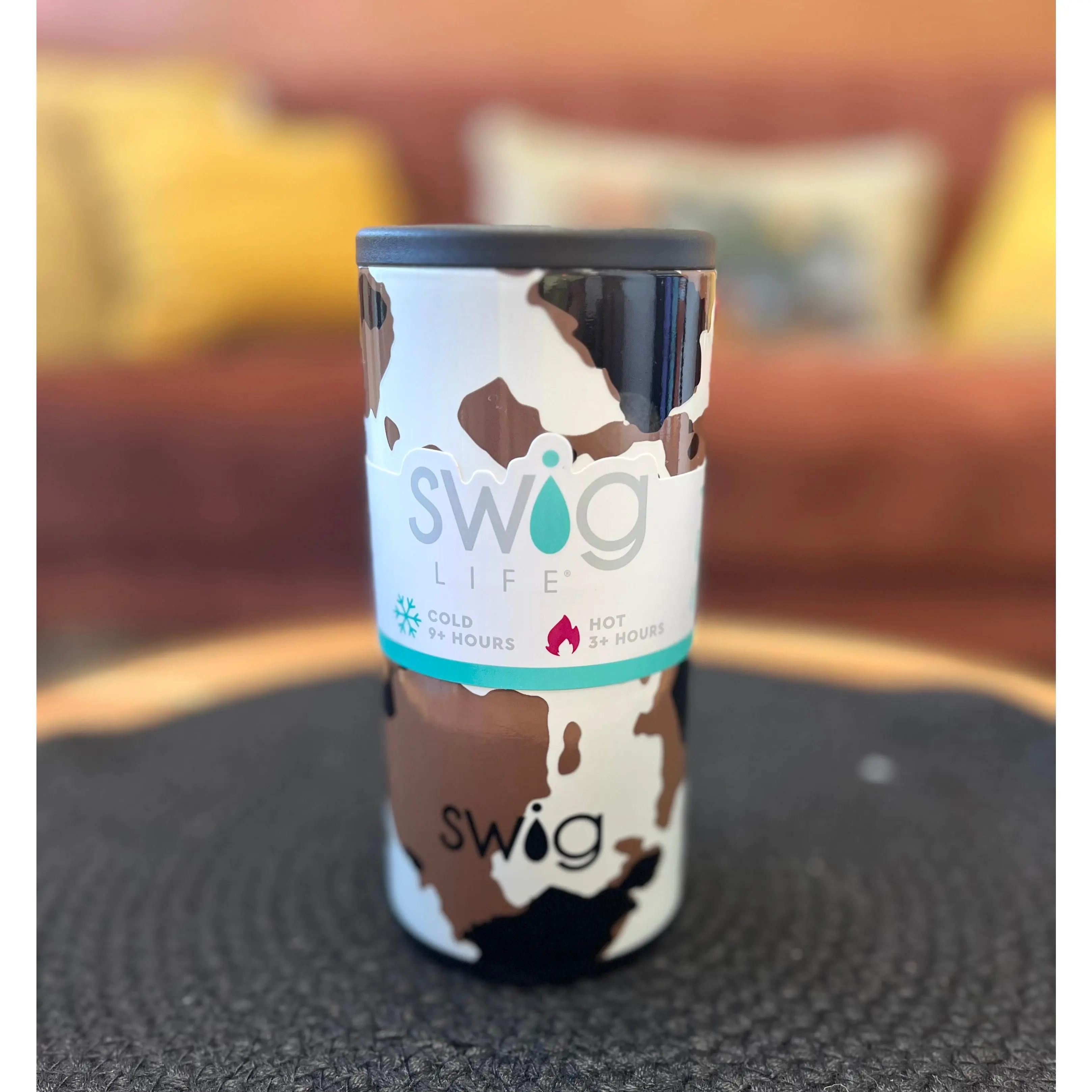 SWIG Skinny Can Cooler