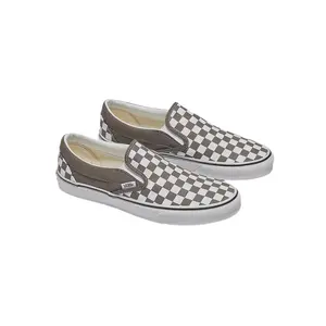 VANS Men's Iconic Classic Slip-On Low-Top Flat-Toe Casual Trainers - Rubber Sole, Padded Design, Checkerboard Bungee Cord, Elastic Sides, Versatile Streetwear Travel Footwear, Iconic Slip-On
