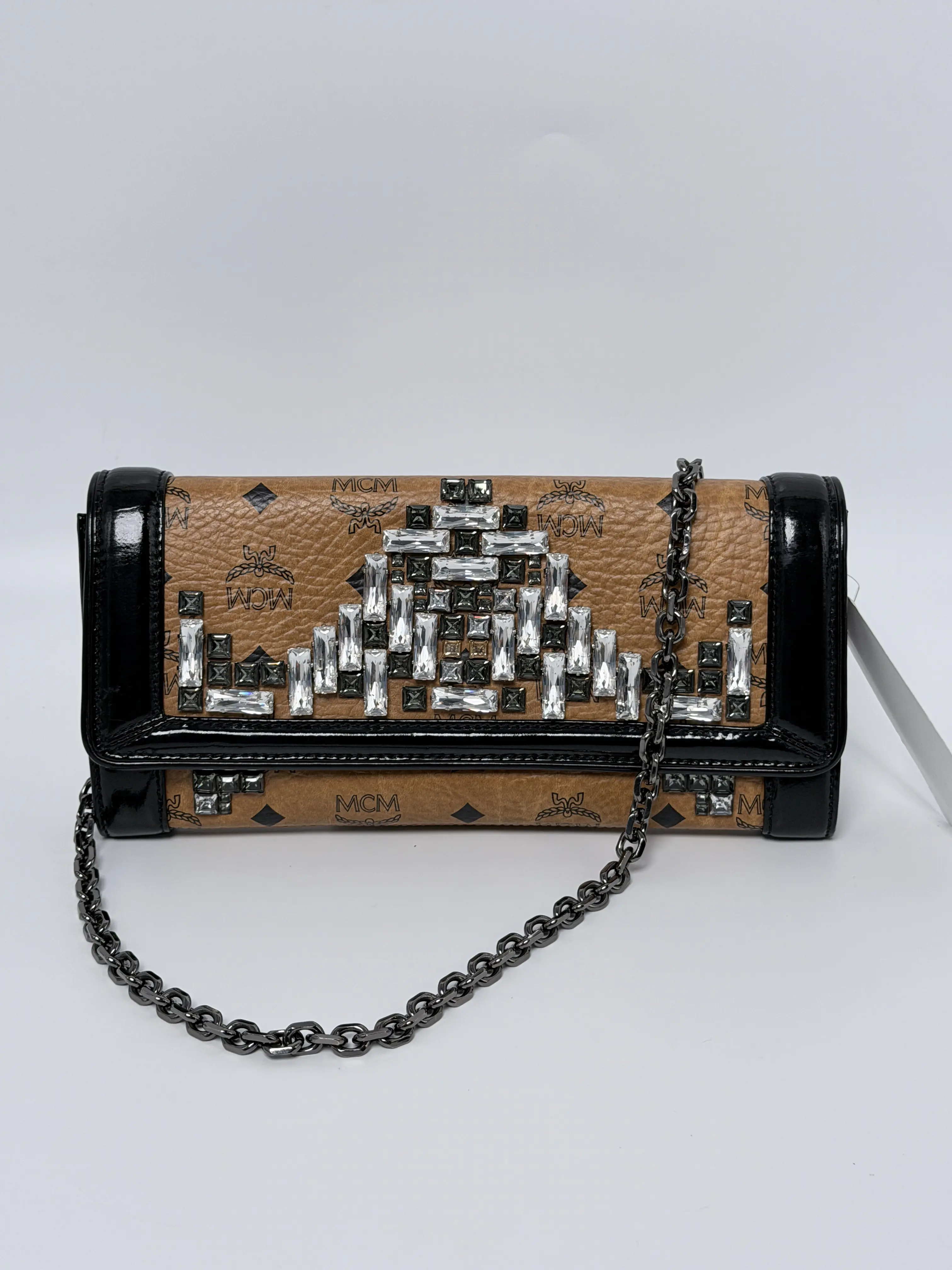 Pre-owned MCM leather Shoulder Bags Visetos Crystal Studded Flap Shoulder Bag ZS003MCM