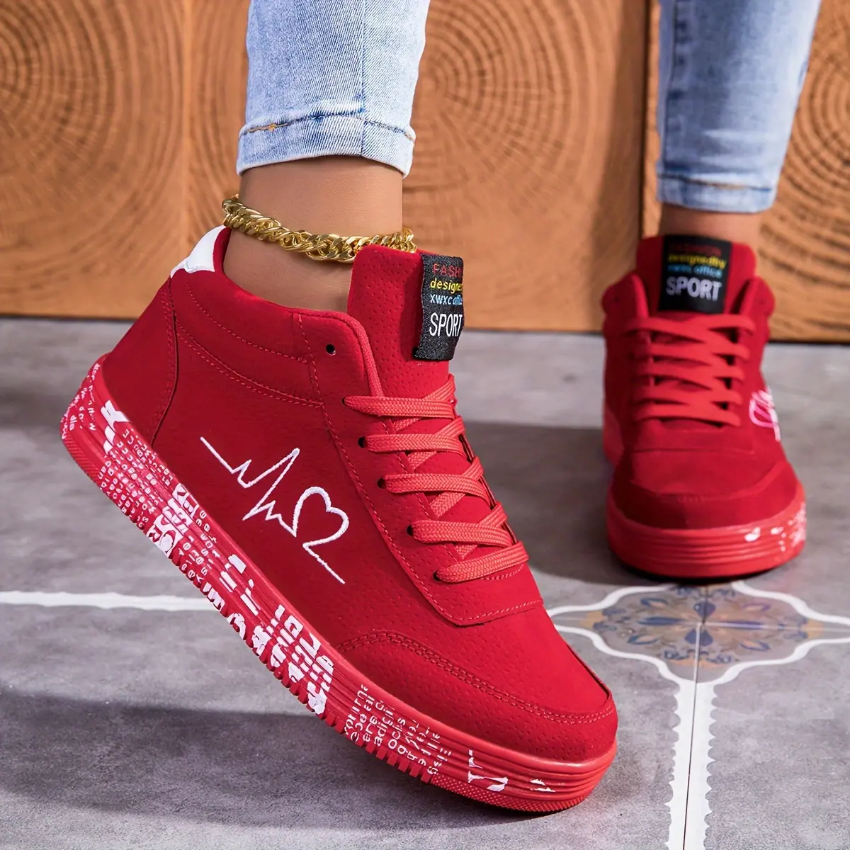 Women's casual shoes, women's heart-shaped design casual sneakers, women's sneakers, lace-up soft-soled platform comfortable skateboard shoes, low-top mid-top Valentine's Day shoes, men's walking shoes, tennis work shoes, youth sports running shoes