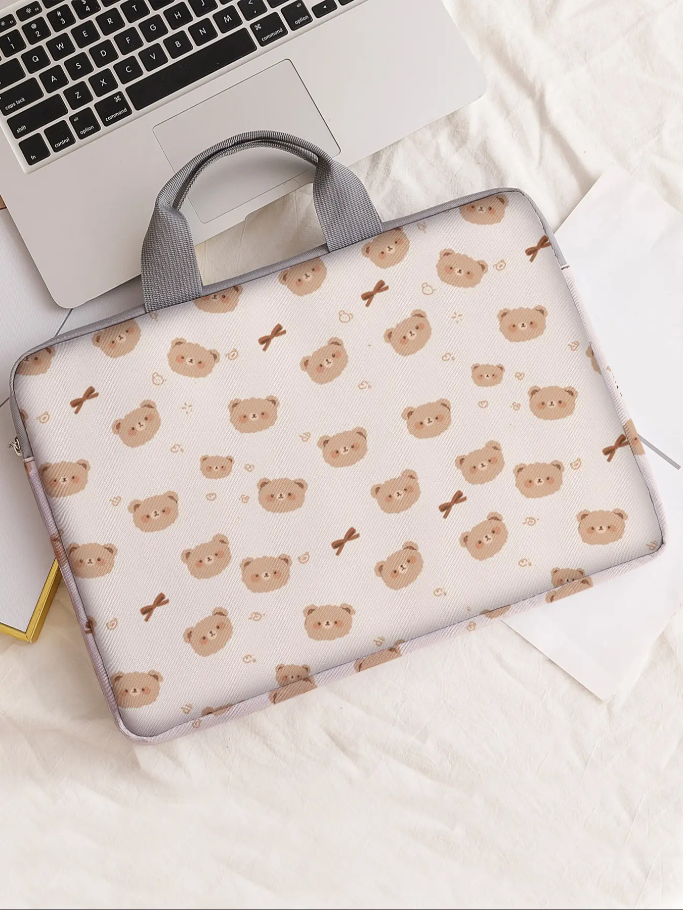Bear Pattern Notebook Bag, Soft Laptop Sleeve, Tablet Case, Zipper Storage Pouch, Casual Style, All Seasons, Random Print