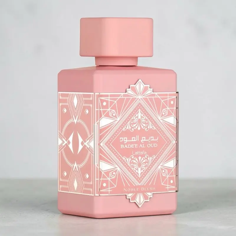 Badee Al Oud Noble Blush Unisex Creamy Eau de Parfum (EDP) Spray, 3.4 oz (100 ml) Bottle, Liquid Single Item with Sandalwood Top Note, Long-Lasting Arabian Luxurious Fragrance