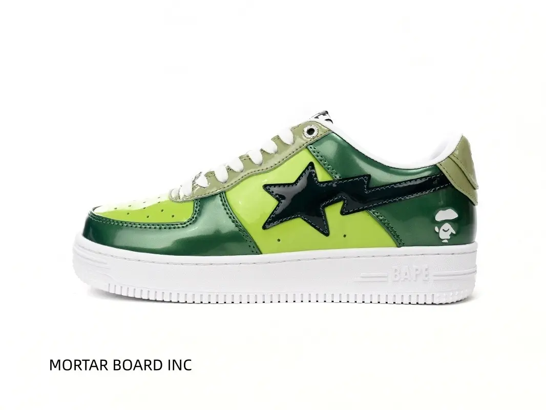 Brand New Unisex Dark‑Light Green Color‑Block Glossy Low Top Sneakers Patent Leather Spliced Durable White Rubber Thick Outsole Fashion Street Trend Casual Shoes