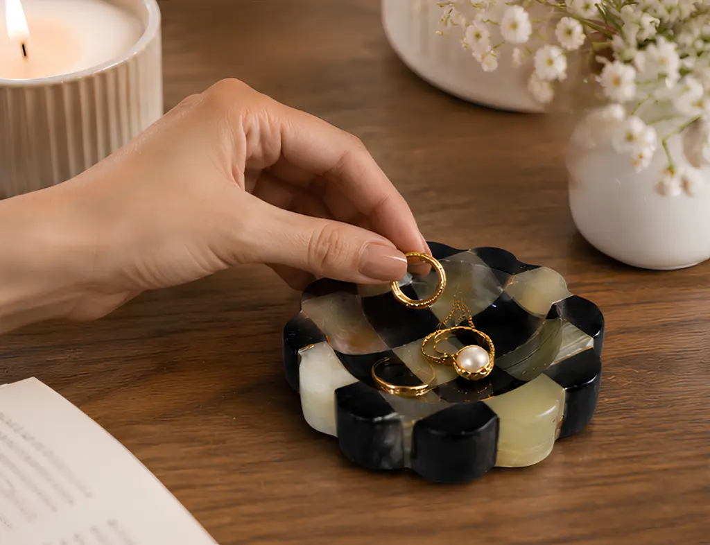 Elegant Jewelry Tray Green Onyx and Black Marble with Scallop Design for Organizing Rings and Earrings