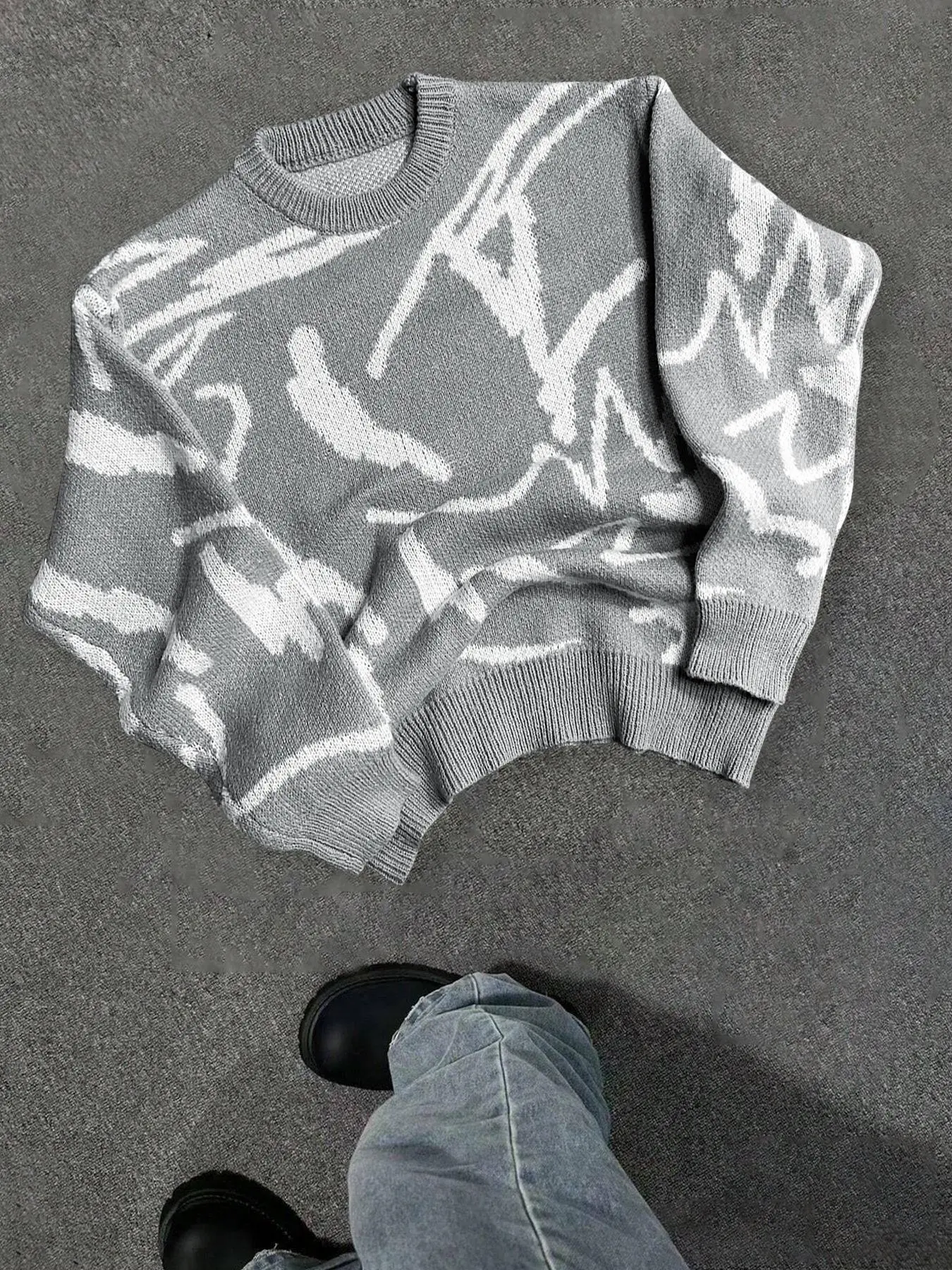 Men's Geometric Print Drop Shoulder Knitted Sweater Pullover, Casual Street Soft Comfy Long Sleeve Round Neck Jumper for Fall & Winter, Men's Knitwear for Daily Wear, Menswear