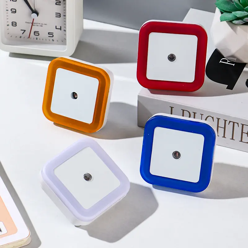 Auto Dusk to Dawn LED Plug In Night Light, Soft White Nightlights Plug into Wall for Bedroom, Bathroom, Hallway & Kids Room Home Lamp