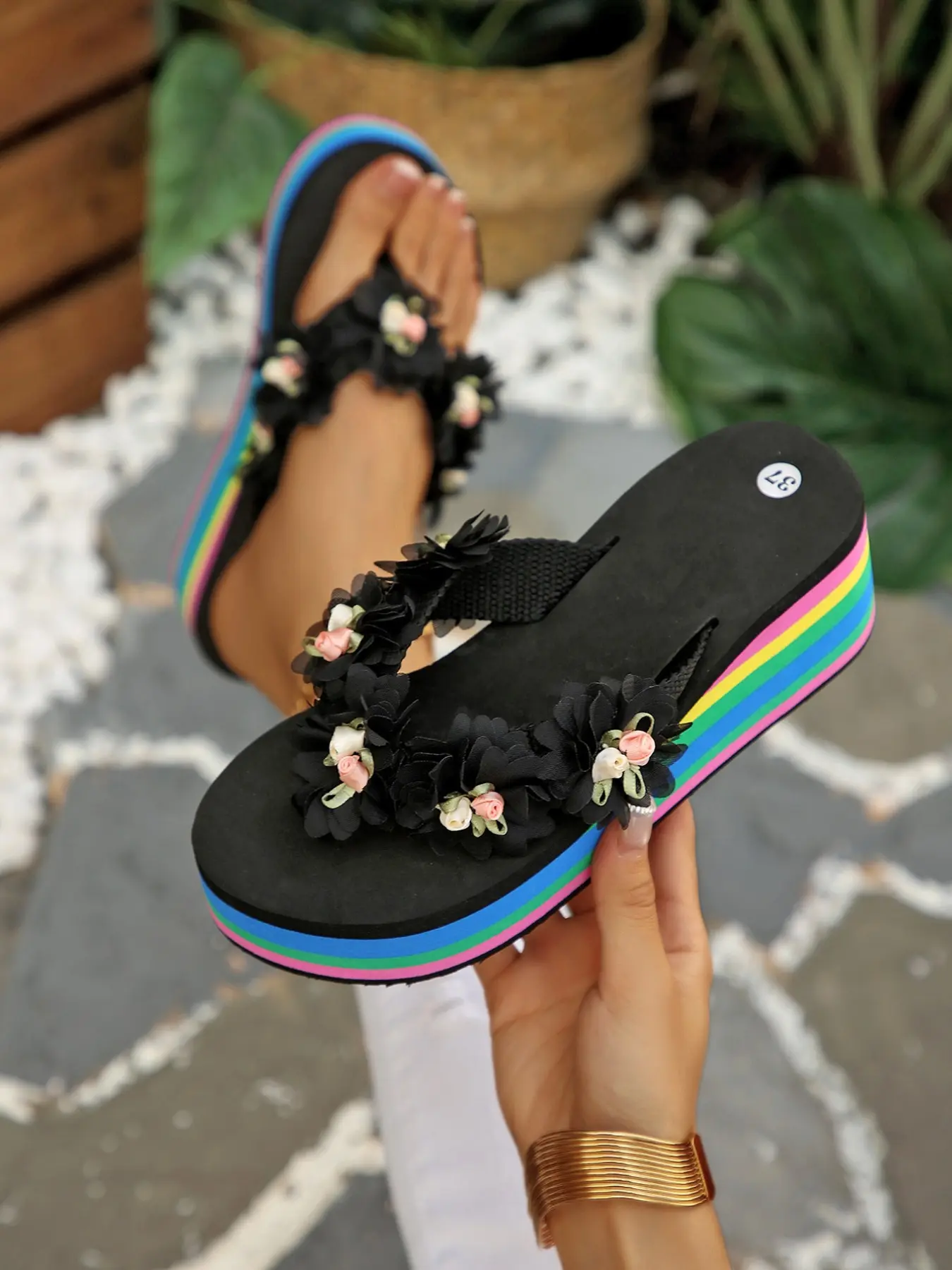 Rainbow Thick Sole Sandals, Hollow Out Design, Boho Style Beach Shoes, Comfortable Summer Footwear for Women & Girls