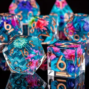 Flower & Number Pattern Polyhedral Dice Set, 7 Counts/set Clear Resin Dice for D&D and Fantasy Games, Ideal Gift for D&D Players and Fantasy Game Enthusiasts