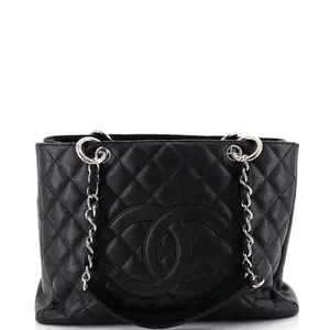 Pre-owned CHANEL material Tote Bags REBAG by Rebag