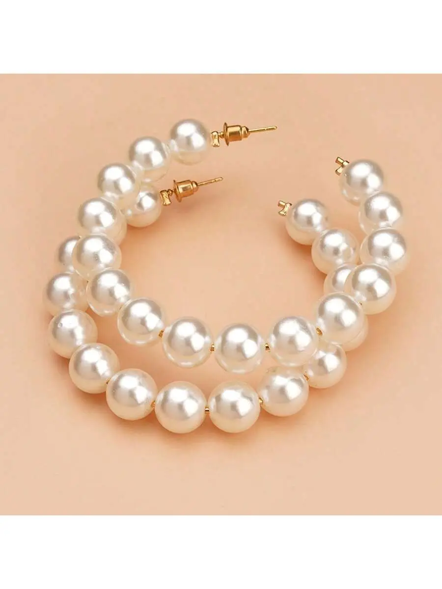 European and American large circle pearls, fashionable and exaggerated circle pearl earrings, girls' pearl jewelry, pearl earrings, suitable for daily wear, suitable for parties and holidays as gifts