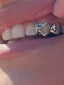 Unique Design Dental Grillz, Hollow Five-Point Star Rhinestones, Hip-Hop Jewelry, Performance Accessories, Trendy European and American Style
