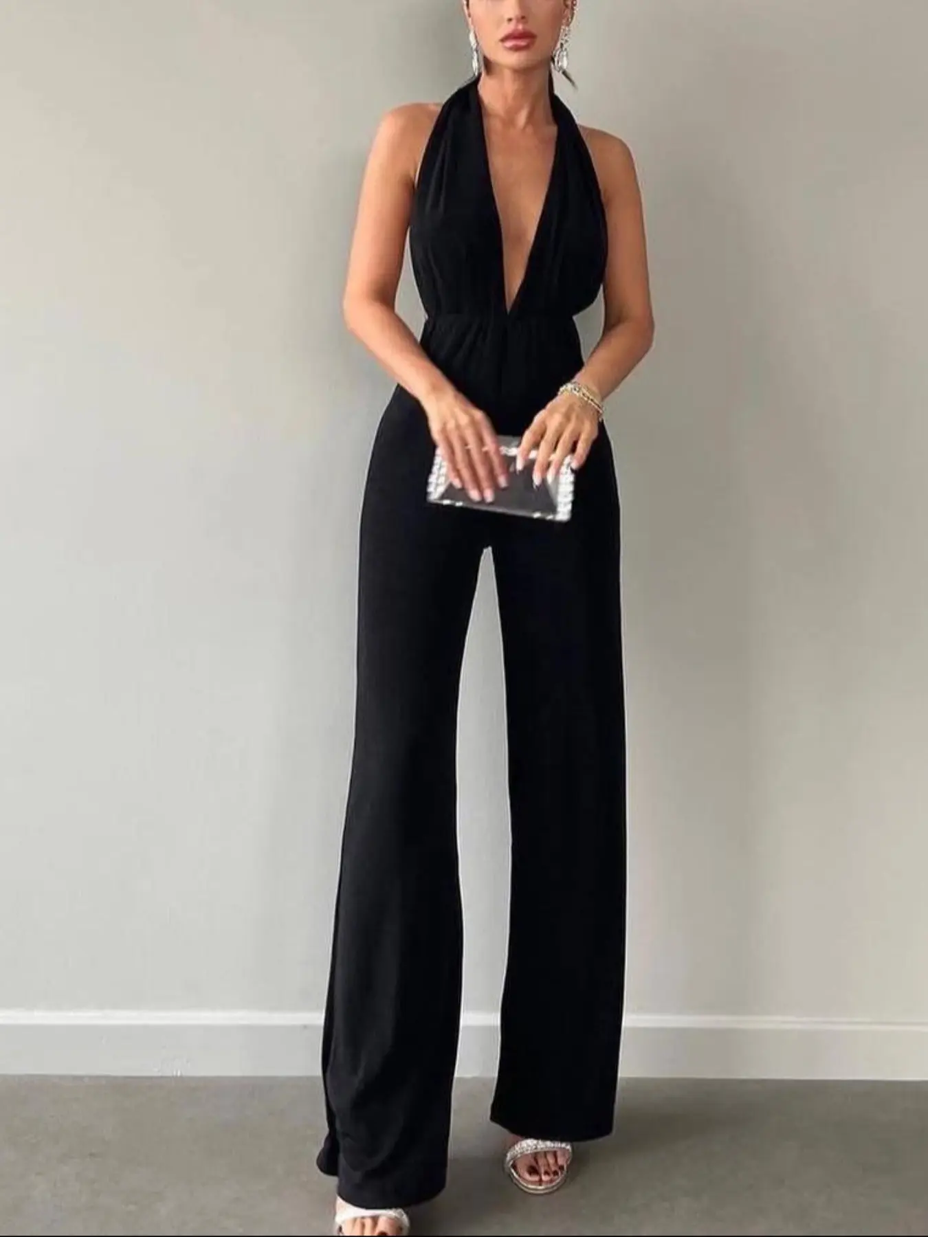 Women's Sexy Deep V Neck Sleeveless Bodycon Jumpsuit, Summer Slim-Fit Backless Romper, Casual Fashion One-Piece, Open Back Jumpsuit, One Piece Jumpsuits