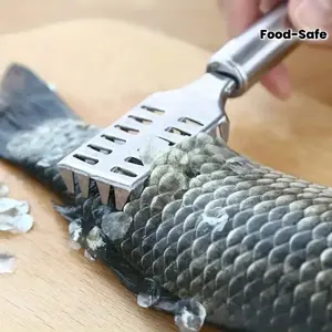 1pc Stainless Steel Fish Scale Scraper, Sawtooth Edge, Efficient & Quick, Food-Safe Kitchen Tool for Scraping Scales, Ideal for Camping, Dining & Cooking, Uncharged, Universal Use, Kitchen Gadgets