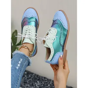Elegant women’s two-tone oxford shoes, comfortable PU leather flats for formal, office, and casual wear—all-season fashion footwear