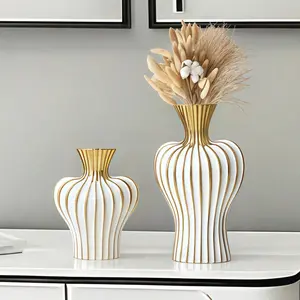 Vintage Style Ceramic Flower Vase, Unique Shape for Home Decor, Living Room Table Decoration, Office Desk Insert, Dried Flowers & Fresh Flowers, Ceramic Bouquet Vase