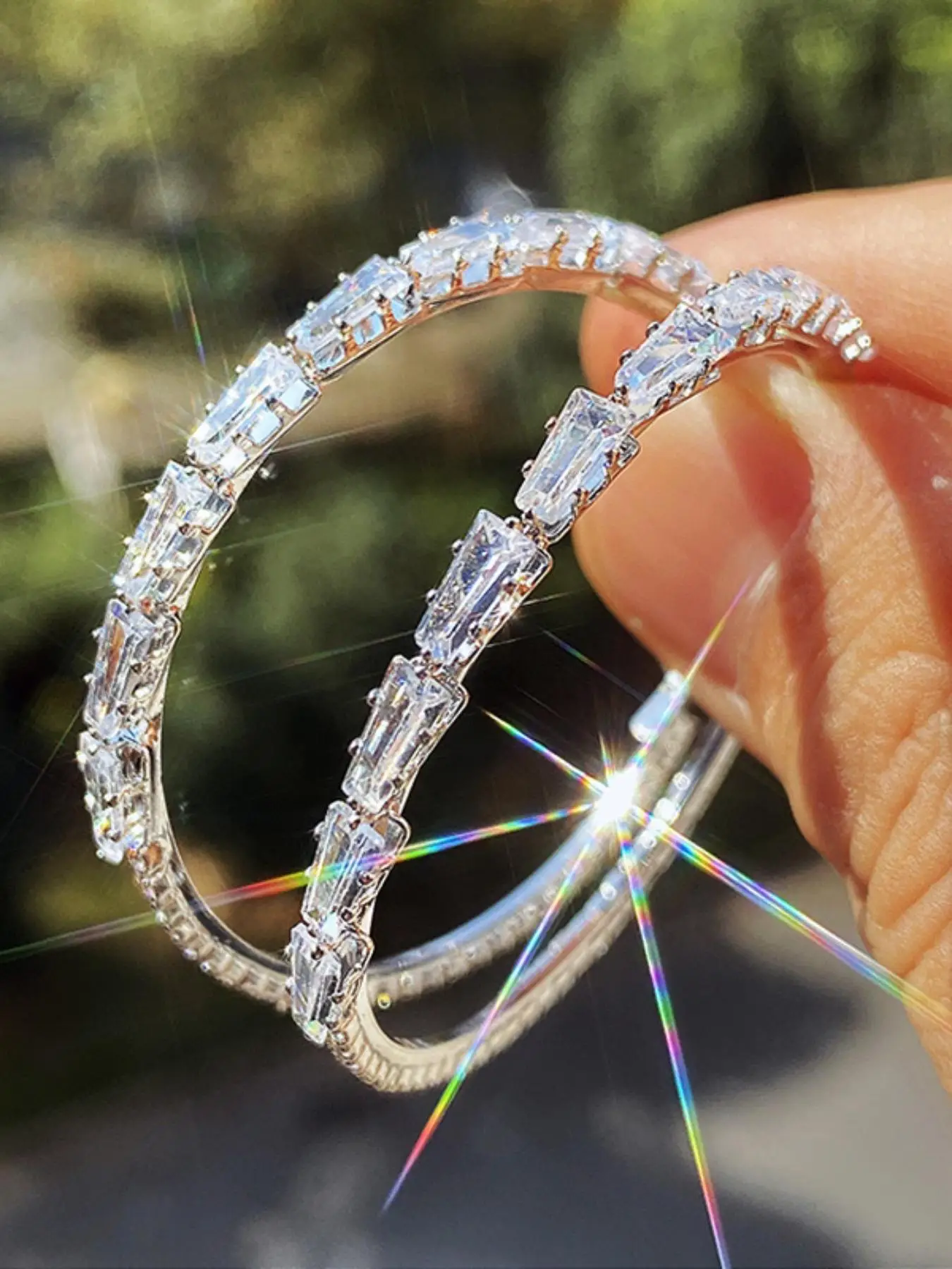 Women's 1 Pair Elegant Artificial Zircon Dainty Lightweight Hoops Earrings, Fashionable Earrings for Women, Fashion Jewelry Accessories for Party, Dai