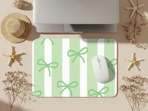 Green Coquette Pattern Mouse Pad