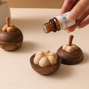 Creative Car Essential Oil Diffuser Wood Ornament, Car Aromatherapy Diffuser, Christmas Gift, Friend Gift, Indoor Long-Lasting Scent Dispenser