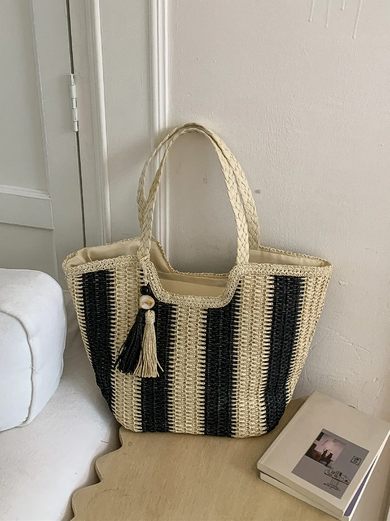 Spring Summer New Large Capacity Handwoven Straw Bag Fashion Tote Bag, Portable Handle & Shoulder Strap Design, Ideal for Daily Use Beach Vacation, Colorblock Tassel Bags