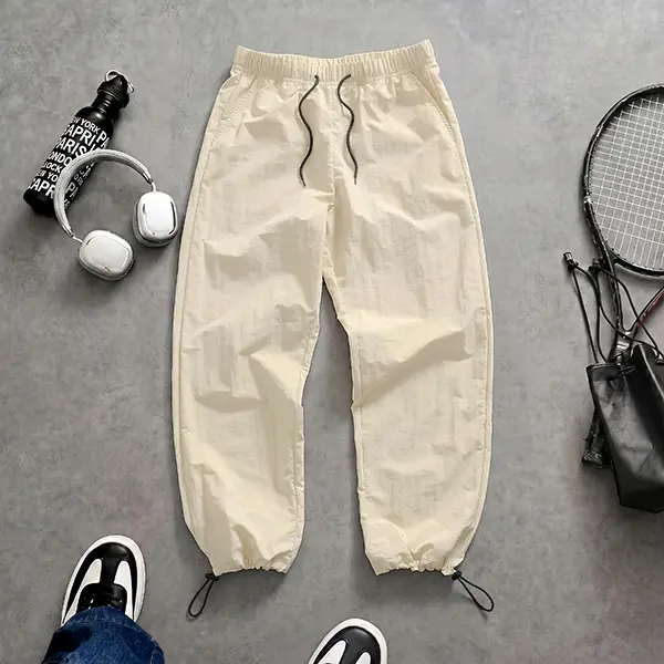 Apricot color