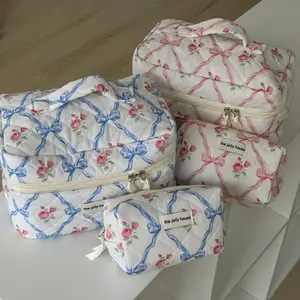 Butterfly Flower Makeup Bag, Makeup Organizer Pouch Korean Style High Aesthetic Travel Portable Large Capacity Toiletry Bag, Elegant Design for Women