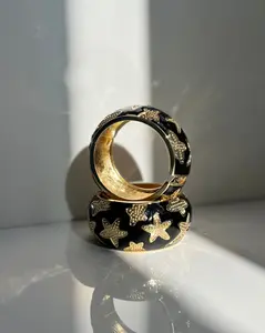 SEASHELL CHUNKY BANGLES