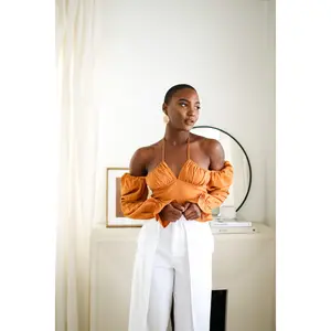 Sloane Tie Long Sleeve Crop Top- Rust