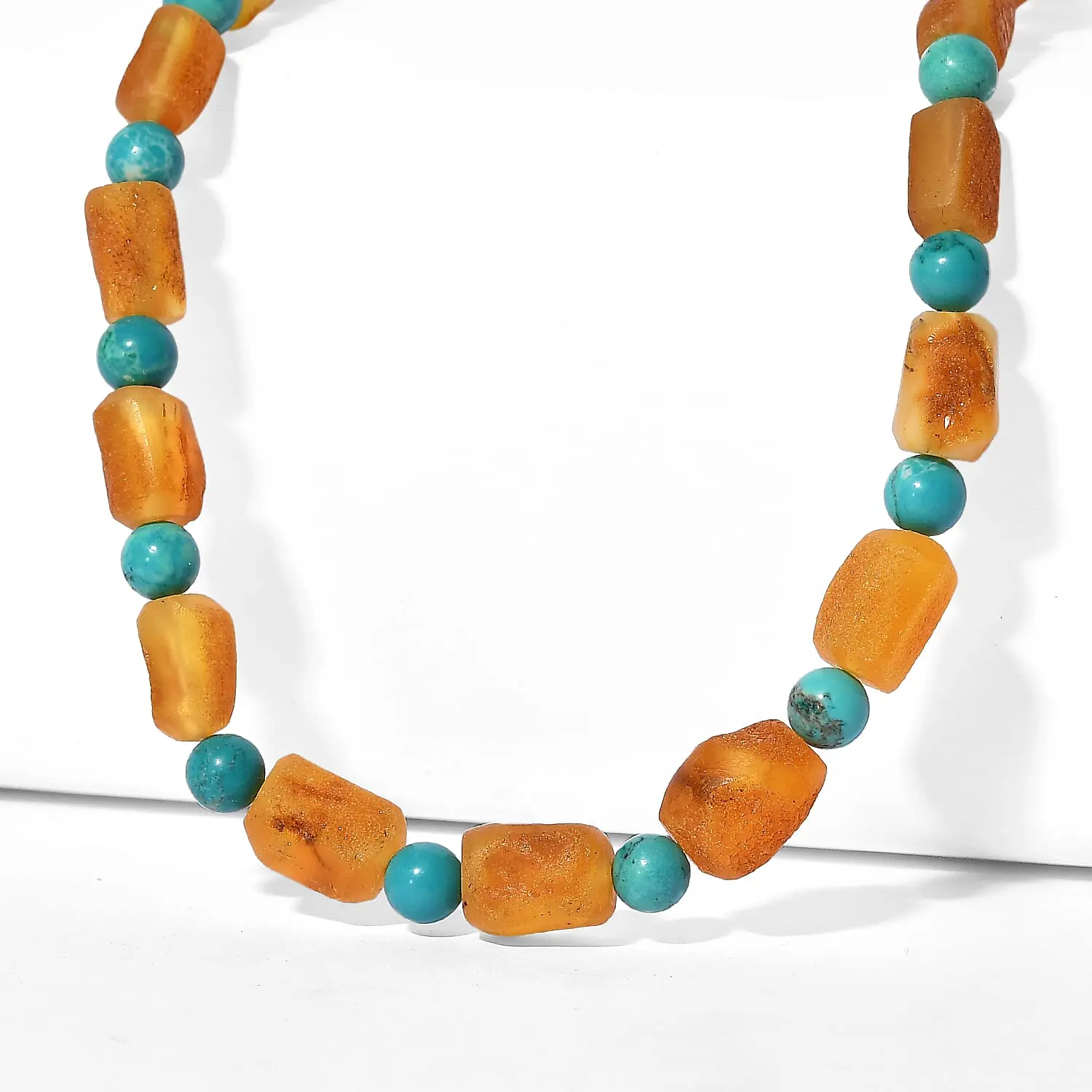 EverTrue Caramel Amber, Magnesite Beaded Necklace (20-22 Inches) in Stainless Steel 140.00 ctw