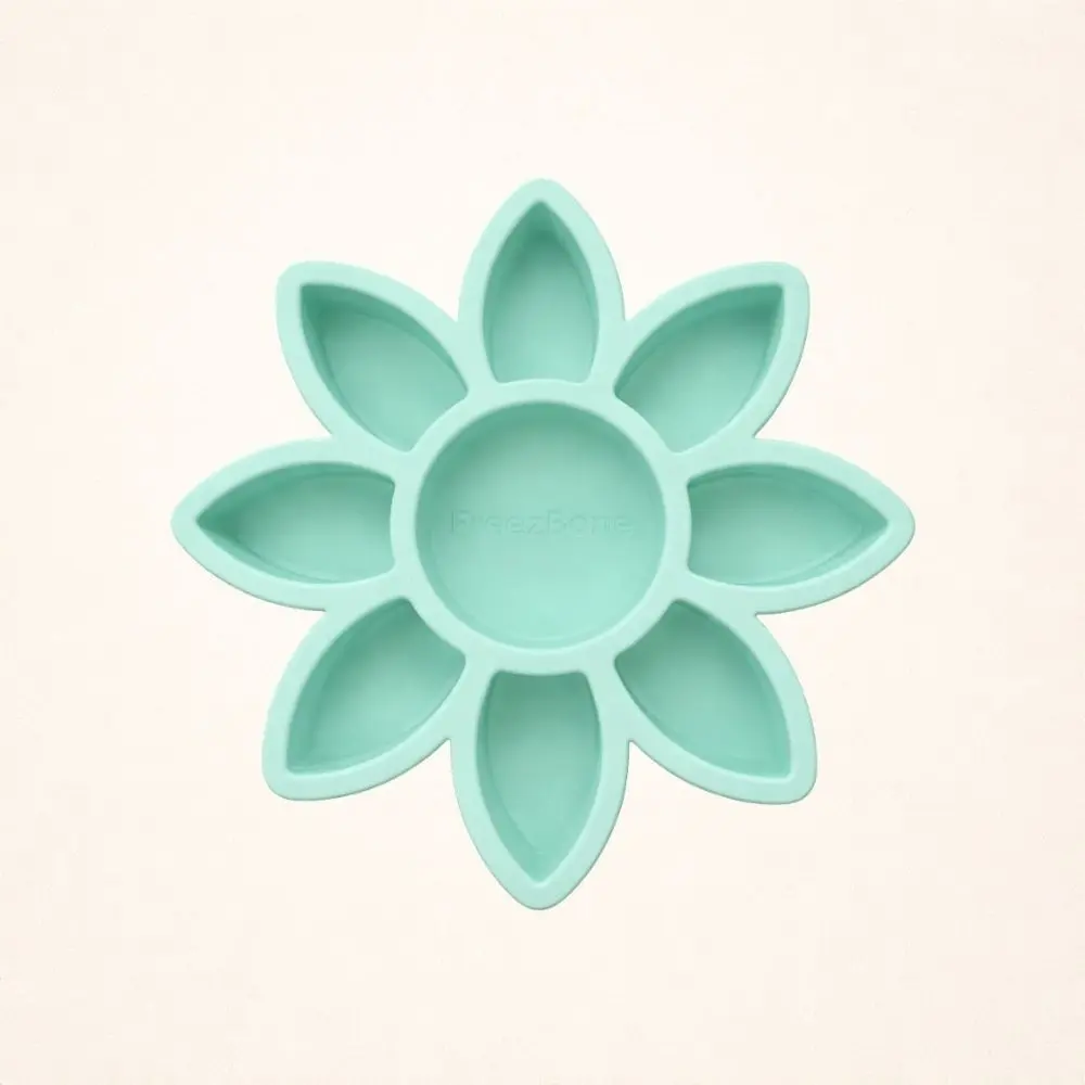 FreezFlower - Long-Lasting Frozen Flower Dog Treat Toy