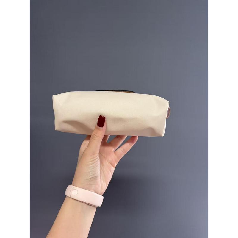 Lightweight Nylon Work Bag – Mini Crossbody for Women, Y2K Minimalist Purse Fits Phone & Cards, Adjustable Strap, TikTok Viral