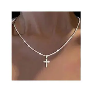 925 Sterling Silver Fashion Youth Plated Chain Cross Pendant Starlight Bright Hypoallergenic Necklace, Elegant Temperament Cool Versatile Jewelry Perfect Gift For Women