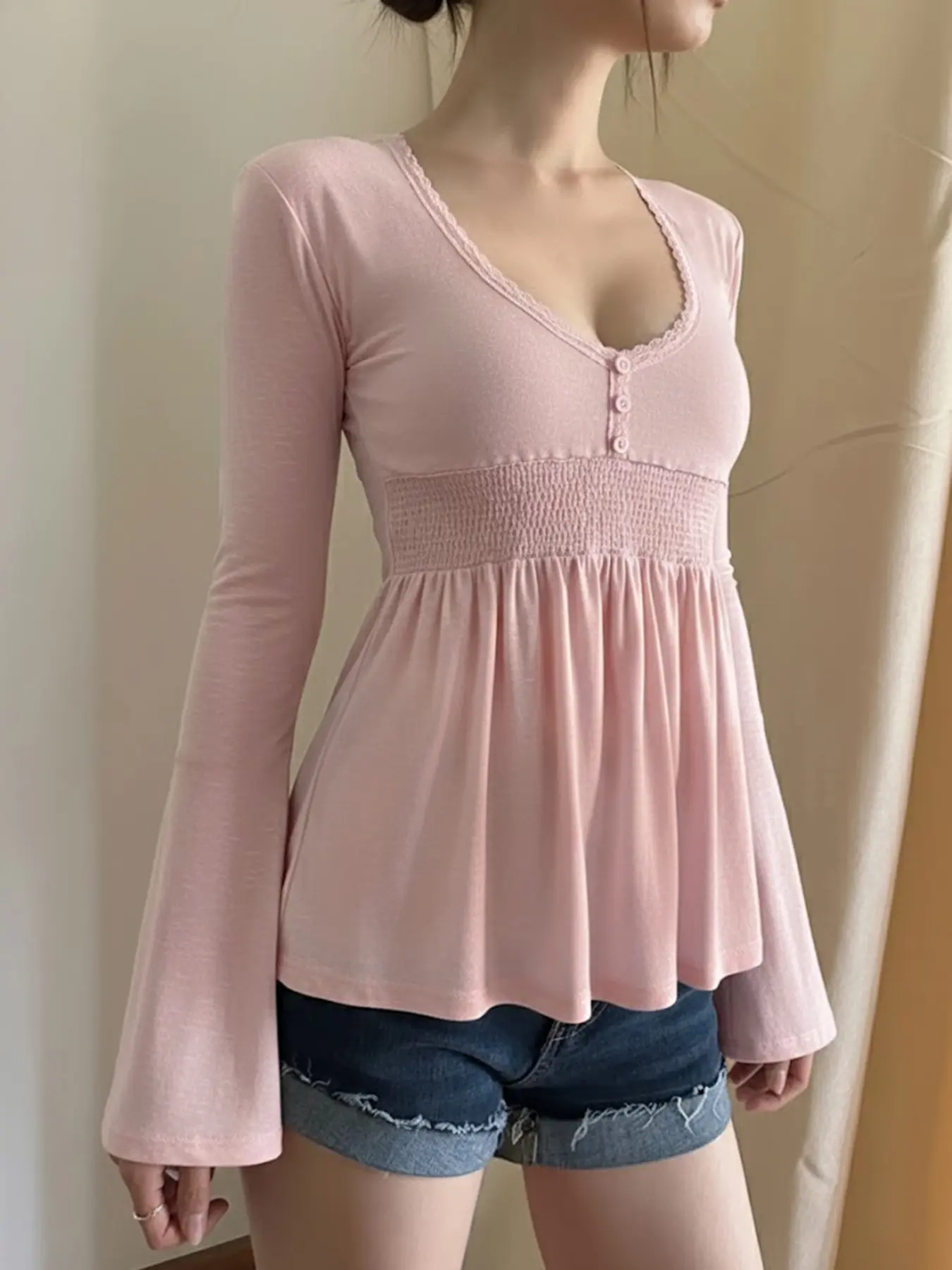 Sweet French Girl Lace Trim Top Blouse, Flare Long Sleeve Waist Cinched A-Line T-Shirt, V-Neck Design, Slim Fit, Casual Office Wear, Stylish Casual Blouse