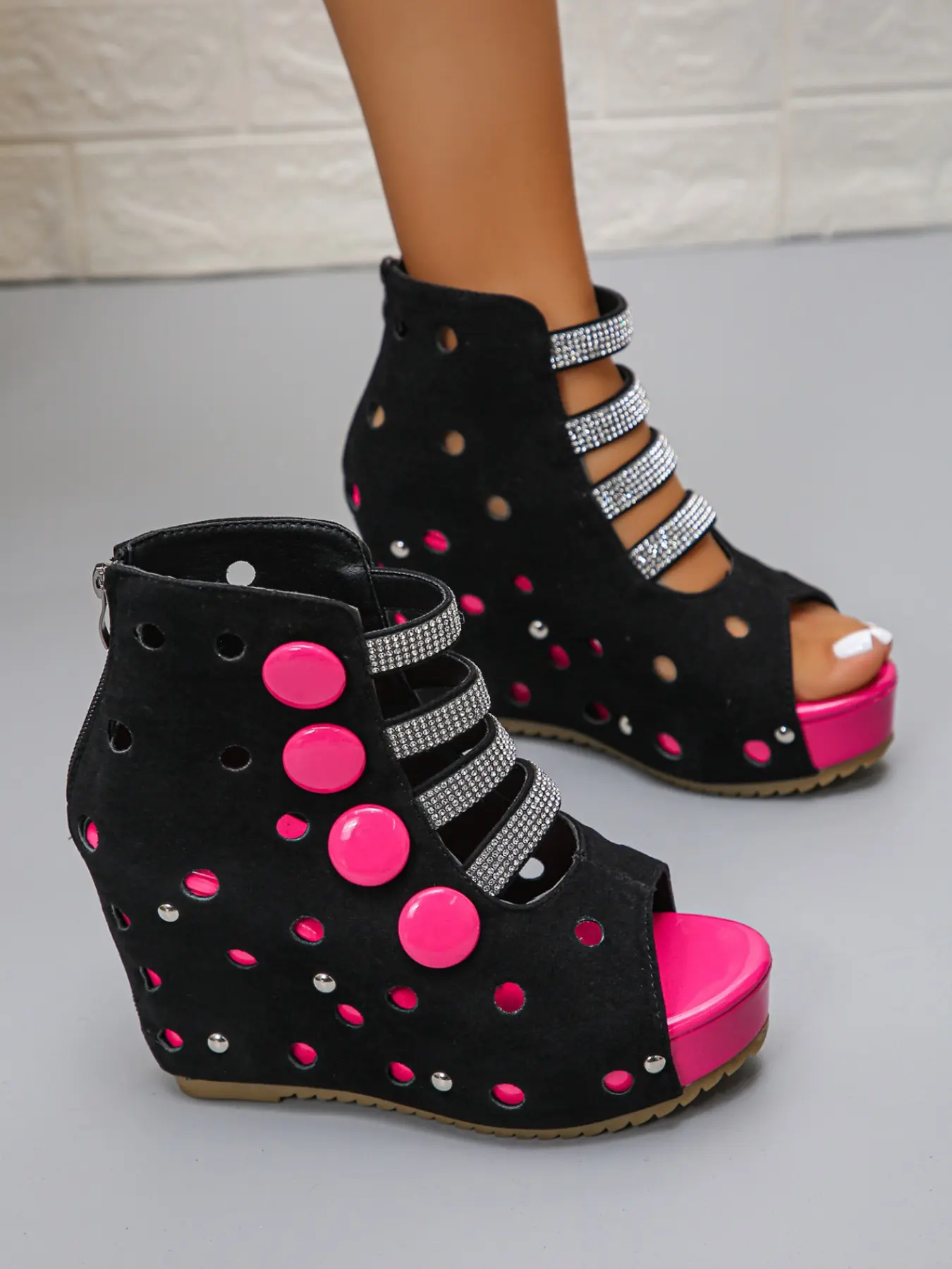 Women's Summer Wedge Sandals, Elegant Colorblock Embellished Heels Buckle Punk Rivet Three Straps Fish Mouth Rubber Thick Sole, Party Festival Shoes